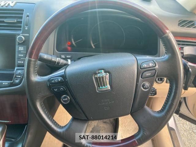 Toyota CROWN SEDAN 2008-12 8244912-17