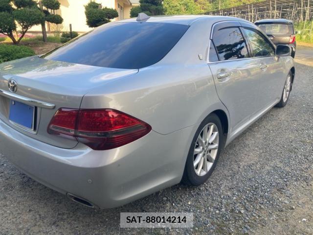 Toyota CROWN SEDAN 2008-12 8244912-5