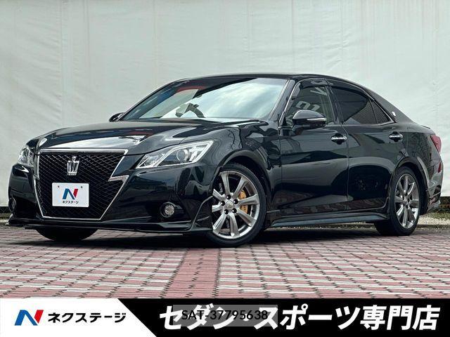 Toyota CROWN SEDAN 2013-02 8244906-0