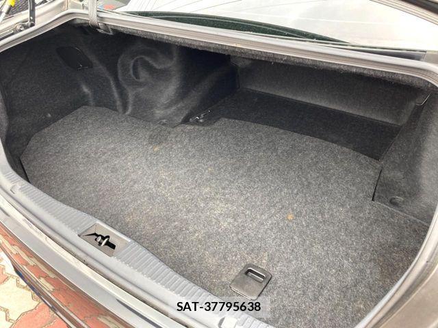Toyota CROWN SEDAN 2013-02 8244906-9