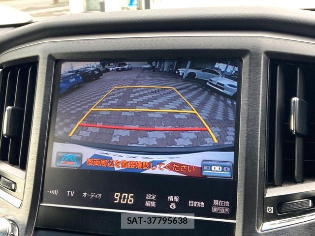 Toyota CROWN SEDAN 2013-02 8244906-6