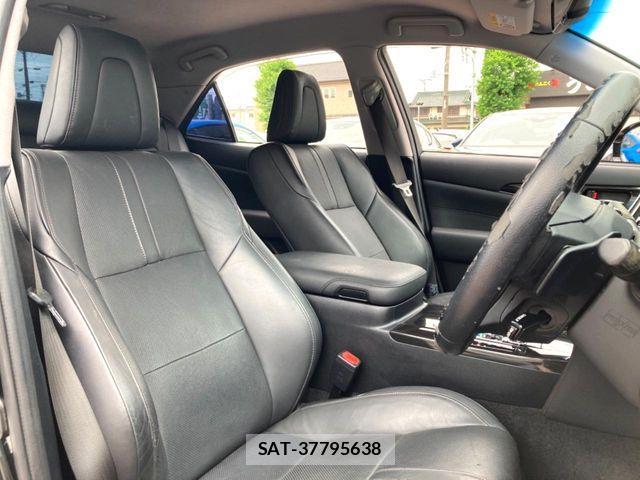 Toyota CROWN SEDAN 2013-02 8244906-7