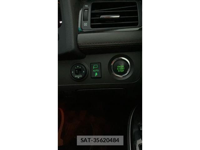 Toyota CROWN SEDAN 2012-03 8244909-25
