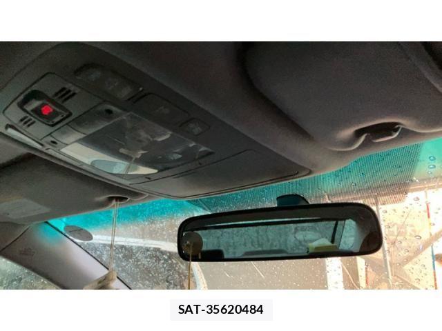 Toyota CROWN SEDAN 2012-03 8244909-26