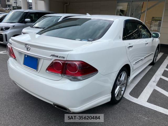 Toyota CROWN SEDAN 2012-03 8244909-2