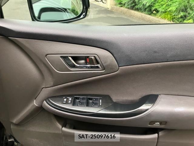 Toyota CROWN SEDAN 2008-12 8244910-11