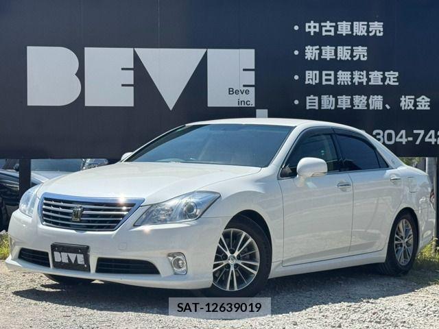 Toyota CROWN SEDAN 2011-09 8244911-0