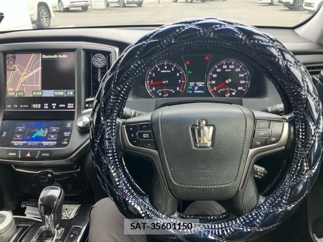 Toyota CROWN SEDAN 2014-07 8244908-13