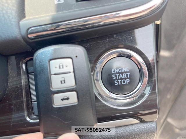 Toyota CROWN SEDAN 2015-11 8244907-6