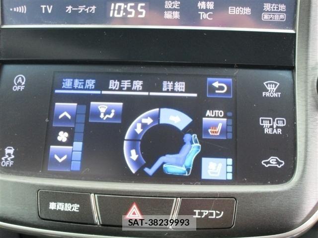 Toyota CROWN SEDAN 2016-03 8313870-6