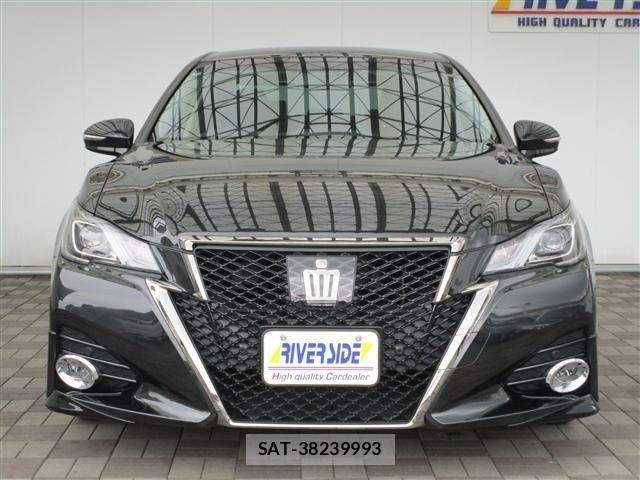 Toyota CROWN SEDAN 2016-03 8313870-13