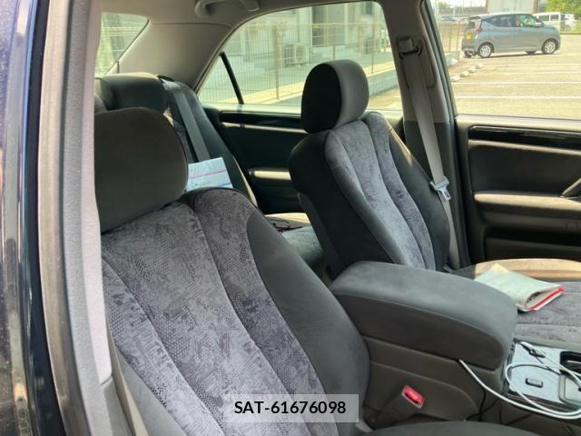 Toyota CROWN SEDAN 2000-07 8313875-10