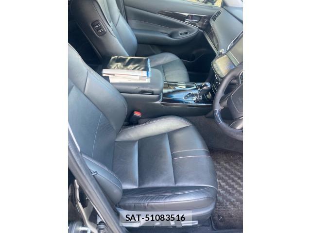 Toyota CROWN SEDAN 2016-06 8313872-10