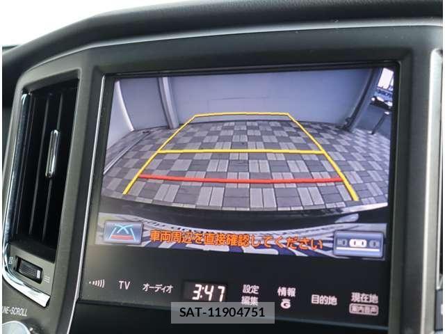 Toyota CROWN SEDAN 2015-06 8313869-10