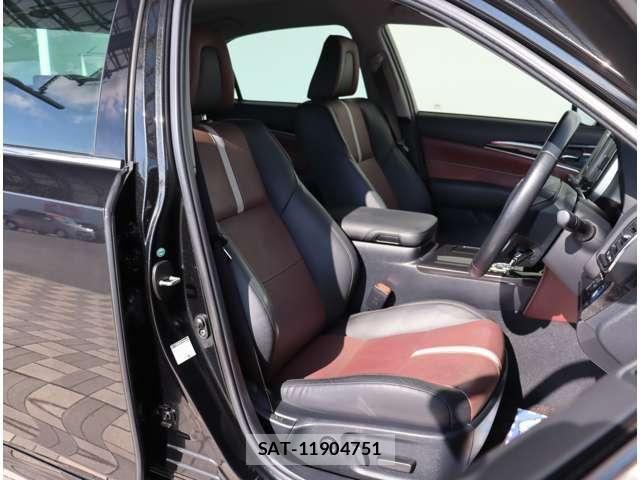 Toyota CROWN SEDAN 2015-06 8313869-25