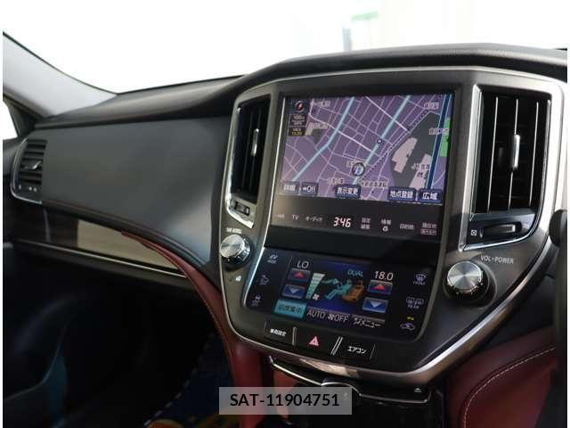 Toyota CROWN SEDAN 2015-06 8313869-5