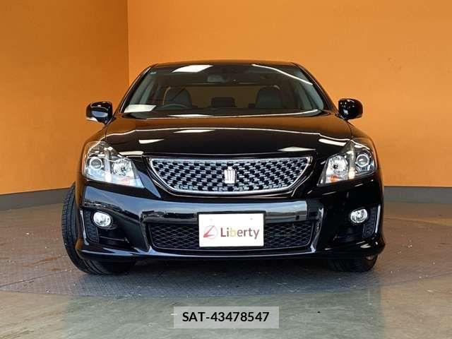 Toyota CROWN SEDAN 2010-01 8313880-4
