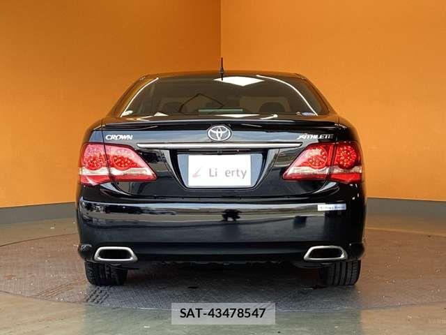 Toyota CROWN SEDAN 2010-01 8313880-7