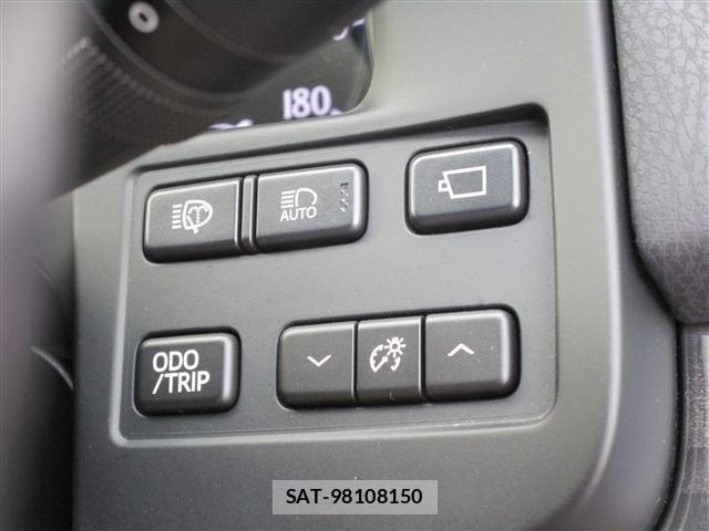 Toyota CROWN SEDAN 2013-08 8313873-14