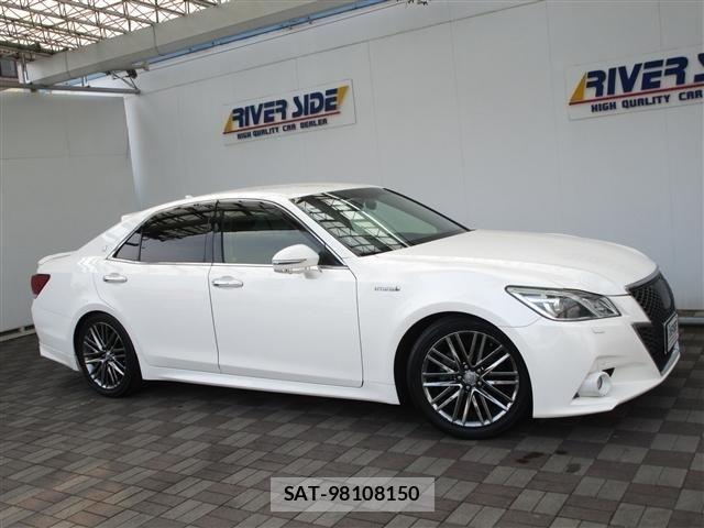 Toyota CROWN SEDAN 2013-08 8313873-22