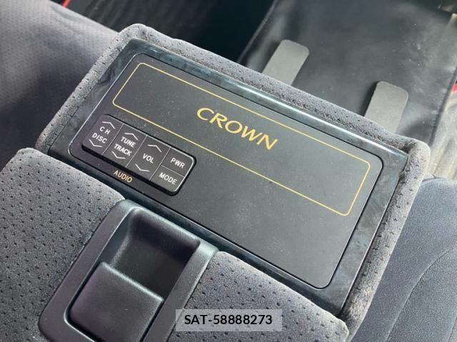 Toyota CROWN SEDAN 2004-06 8313903-9