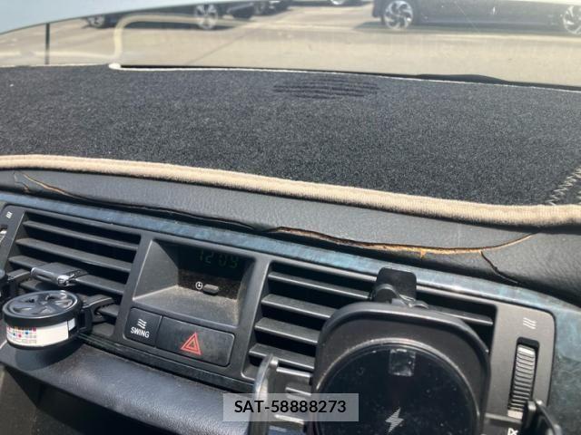 Toyota CROWN SEDAN 2004-06 8313903-21