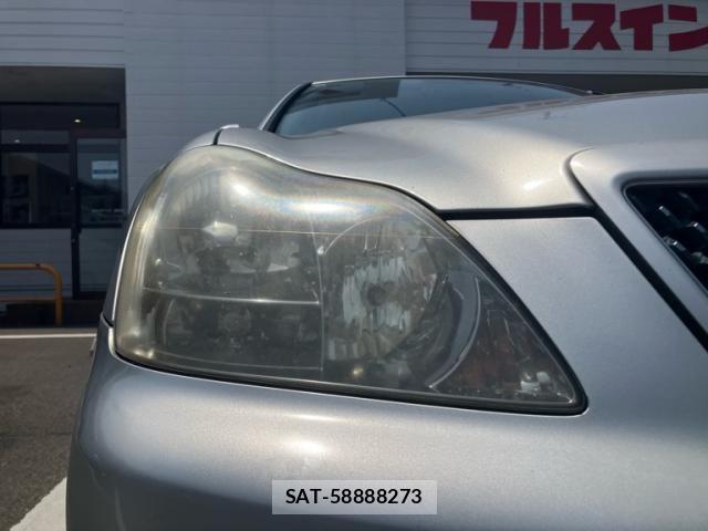 Toyota CROWN SEDAN 2004-06 8313903-2
