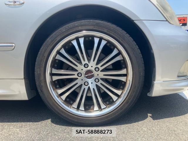 Toyota CROWN SEDAN 2004-06 8313903-4