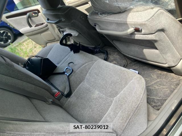 Toyota CROWN SEDAN 2003-12 8313893-18