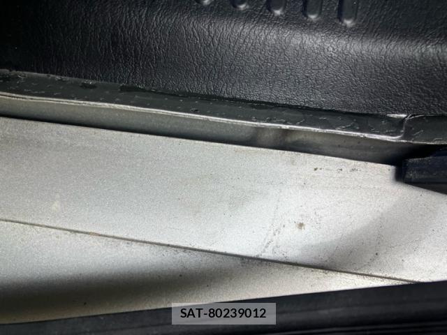 Toyota CROWN SEDAN 2003-12 8313893-21