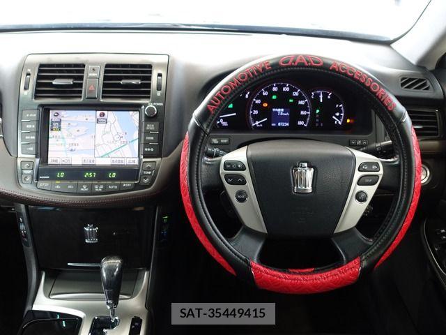 Toyota CROWN SEDAN 2012-12 8313876-19