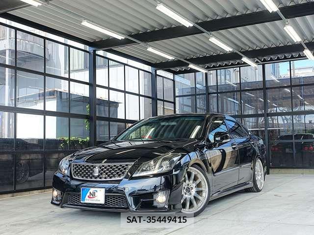 Toyota CROWN SEDAN 2012-12 8313876-3