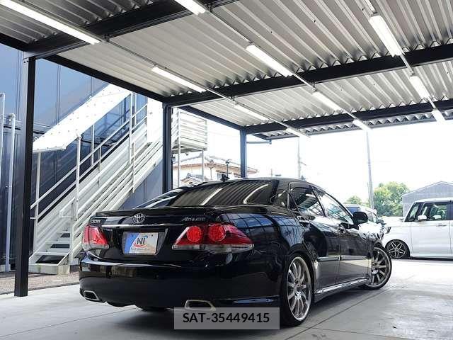 Toyota CROWN SEDAN 2012-12 8313876-8