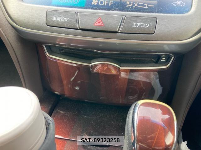 Toyota CROWN SEDAN 2013-05 8313883-18
