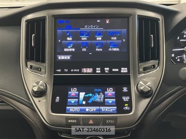Toyota CROWN SEDAN 2015-12 8313877-9