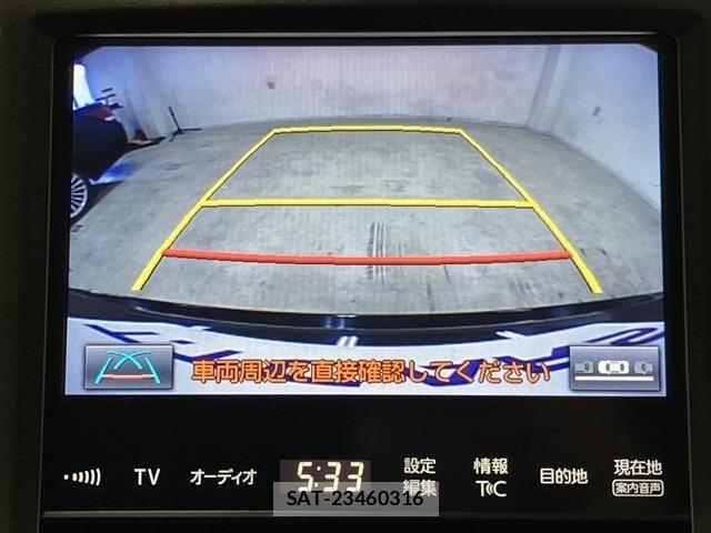 Toyota CROWN SEDAN 2015-12 8313877-11