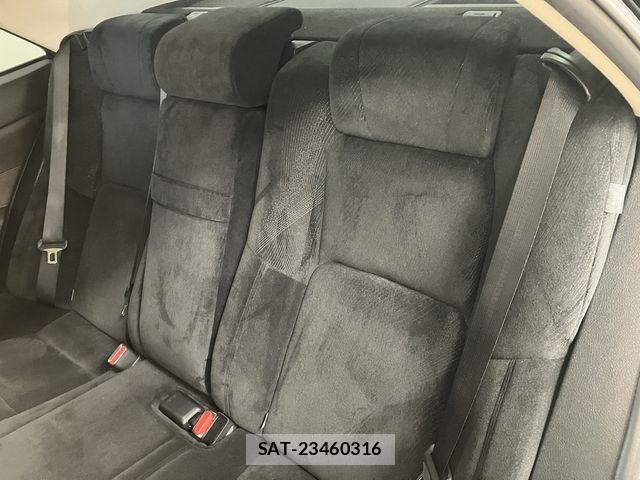 Toyota CROWN SEDAN 2015-12 8313877-19