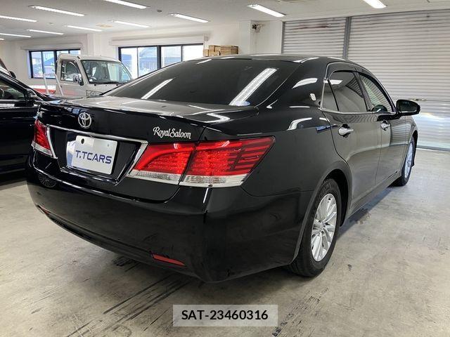 Toyota CROWN SEDAN 2015-12 8313877-23
