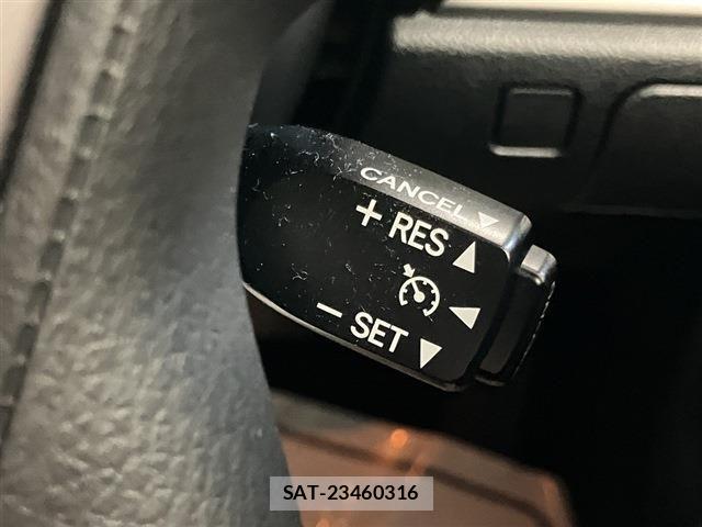 Toyota CROWN SEDAN 2015-12 8313877-7