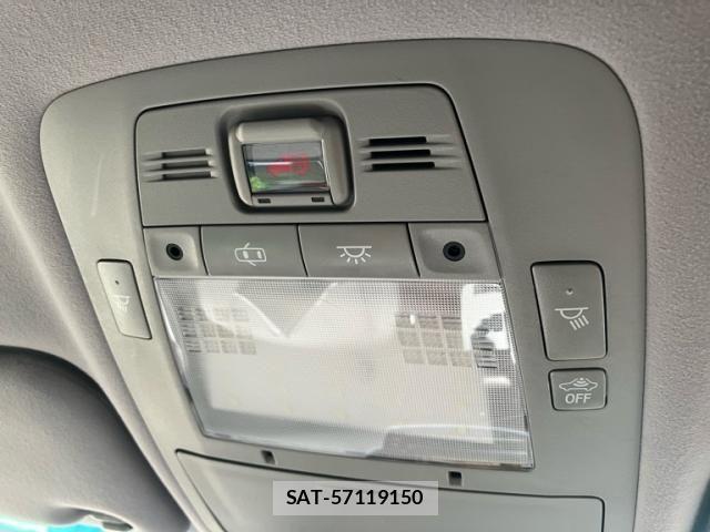 Toyota CROWN SEDAN 2010-08 8313885-22