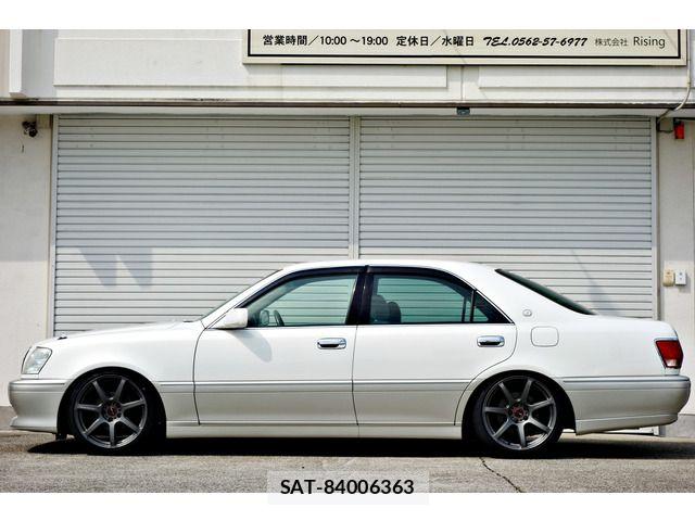 Toyota CROWN SEDAN 2003-11 8313881-9