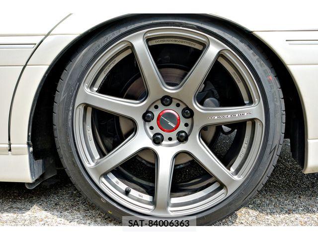 Toyota CROWN SEDAN 2003-11 8313881-18
