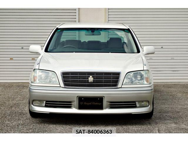 Toyota CROWN SEDAN 2003-11 8313881-4