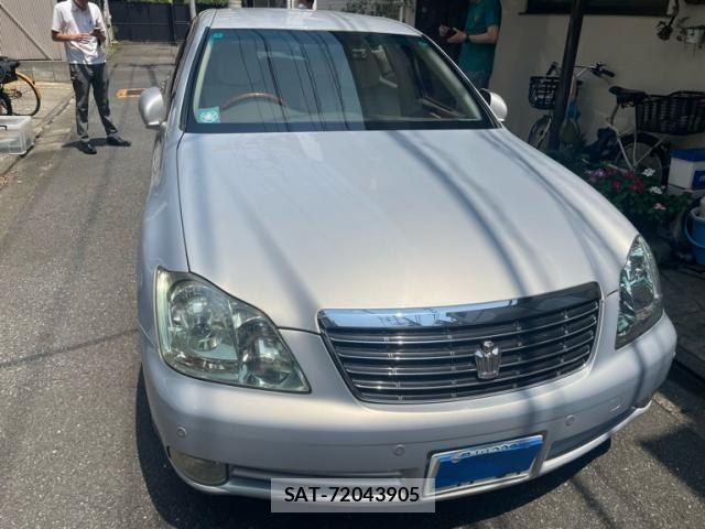 Toyota CROWN SEDAN 2004-03 8313902-0
