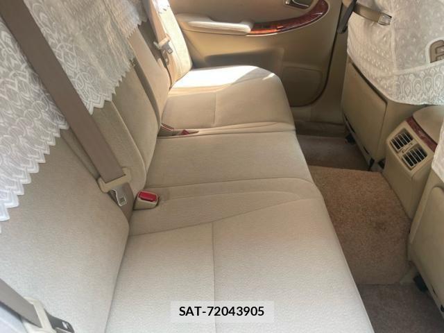 Toyota CROWN SEDAN 2004-03 8313902-10
