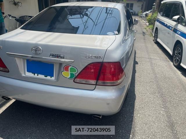 Toyota CROWN SEDAN 2004-03 8313902-2