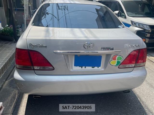 Toyota CROWN SEDAN 2004-03 8313902-3