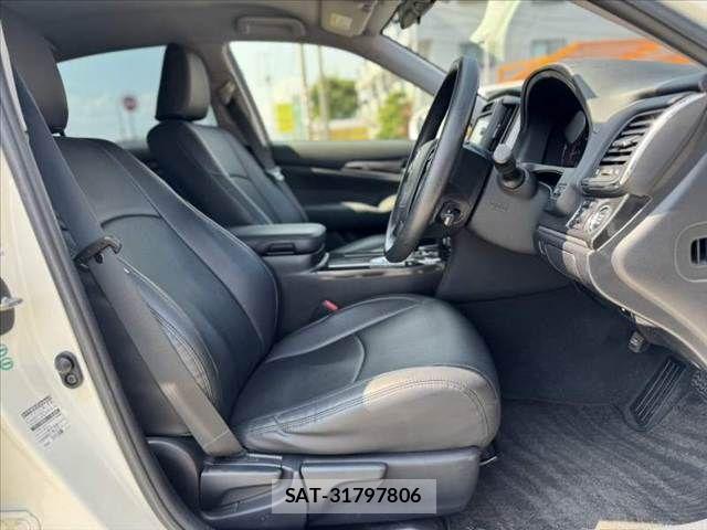 Toyota CROWN SEDAN 2013-09 8334509-15