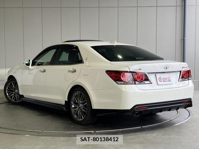 Toyota CROWN SEDAN 2017-06 8335334-28