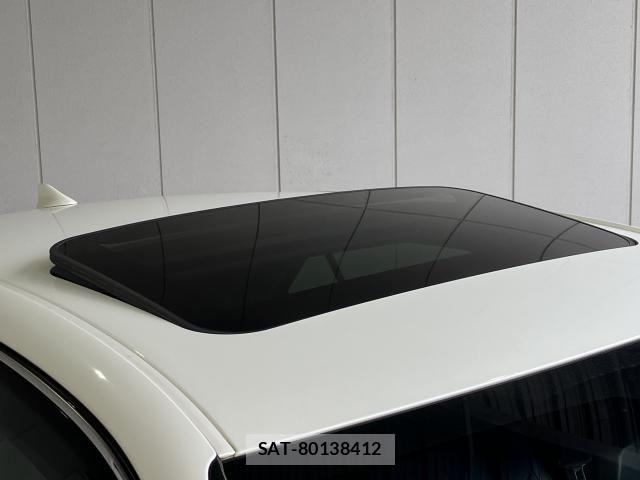 Toyota CROWN SEDAN 2017-06 8335334-2